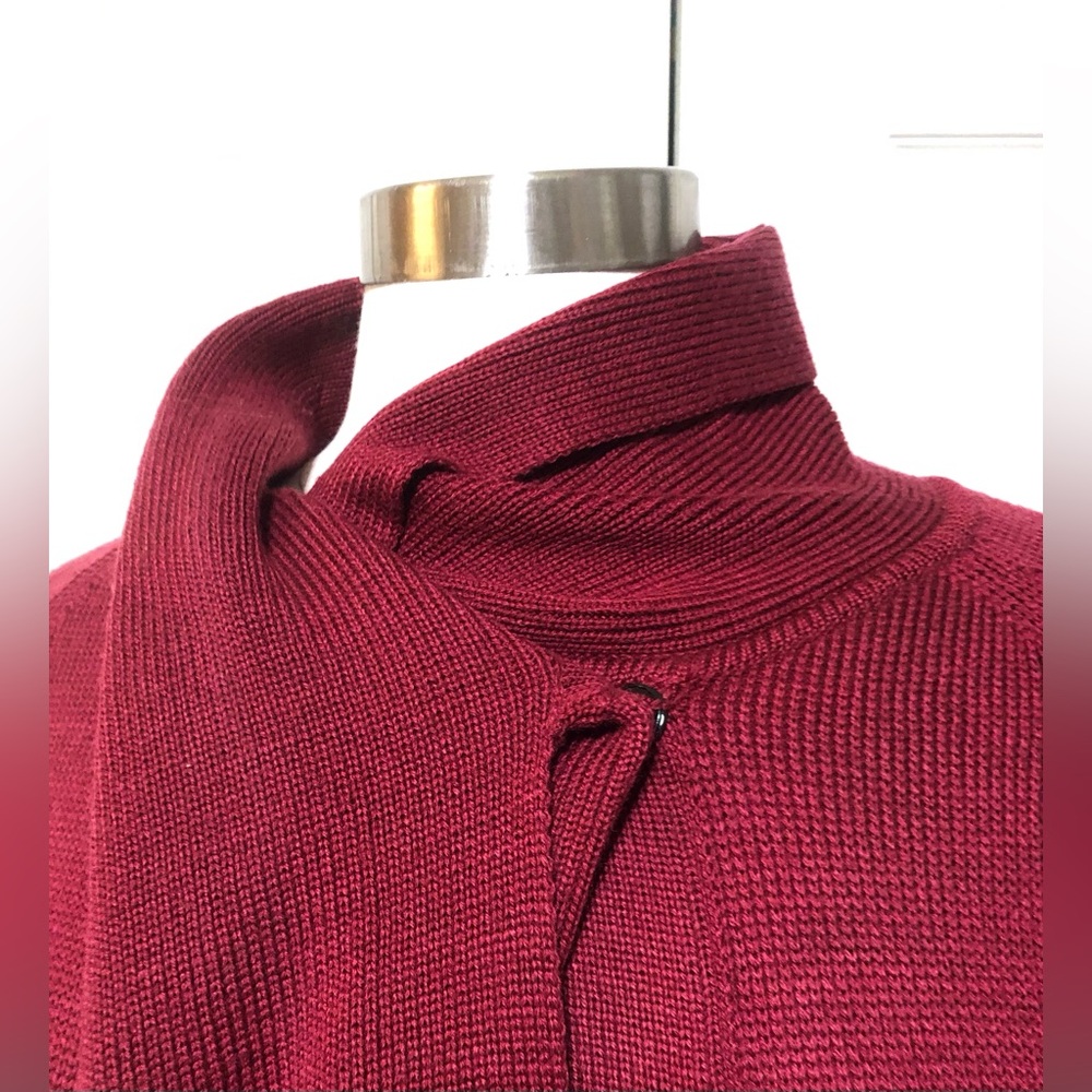 Vintage Bonnie Lee Leroy ladies Knit Cape Maroon Shaw 46 14/16 Womenβs Sweater - Picture 7 of 11
